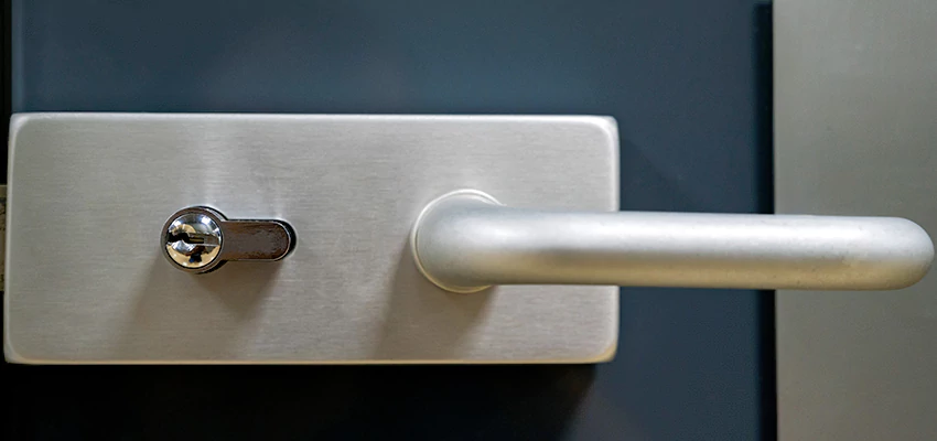 Change Patio Door Locks in Loomis, California
